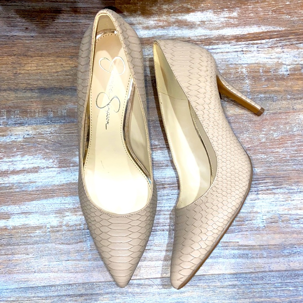 Jessica Simpson heels